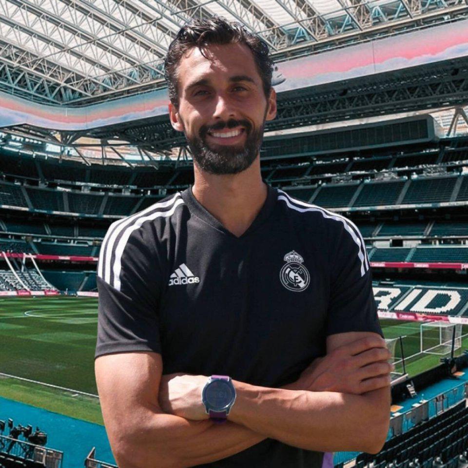 PP电子模拟器官网-一夜双线豪门压力测试！皇马新帅西甲首秀，英超利物浦想打破怪圈